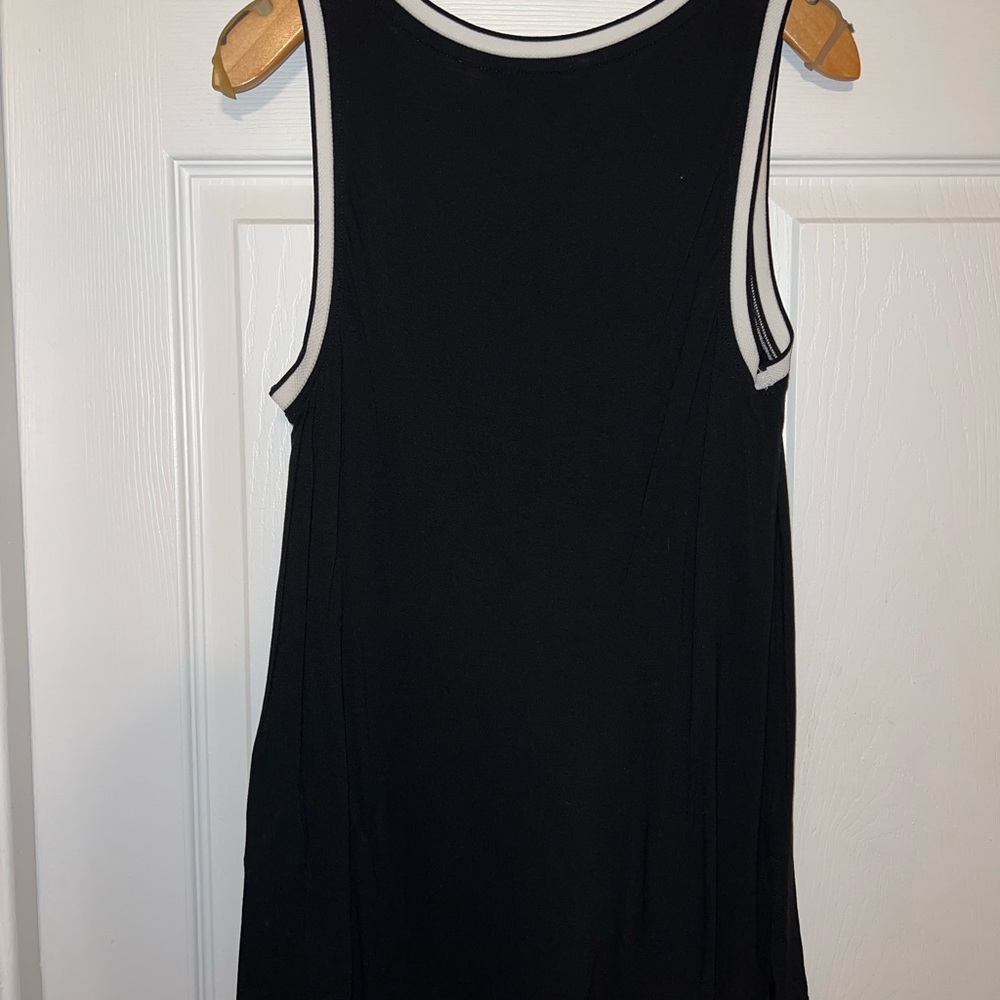 Three (3) White House Black Market Basic Tanks - image 7